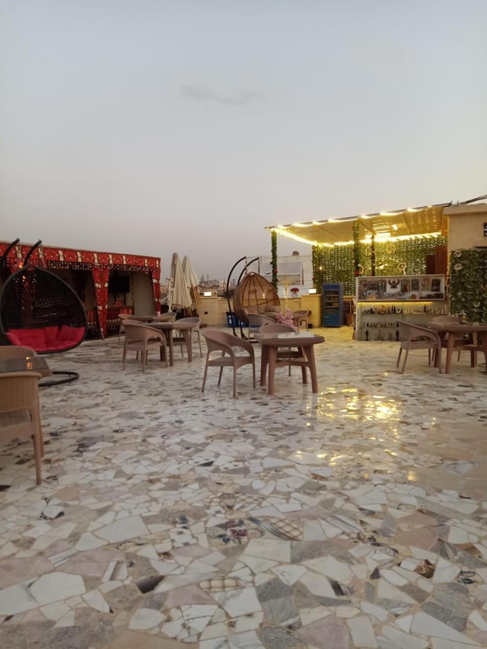 Hotel Pyramid View Gh Kafret el-Gabal Exterior foto